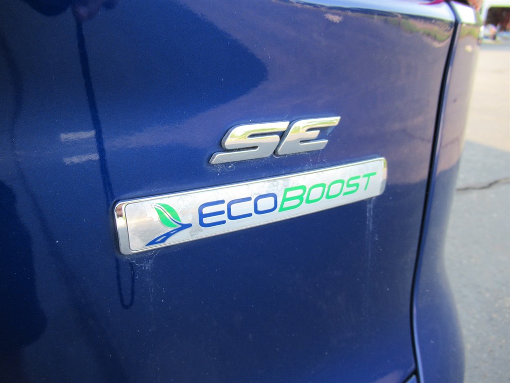 2014 Ford Escape - $9,995