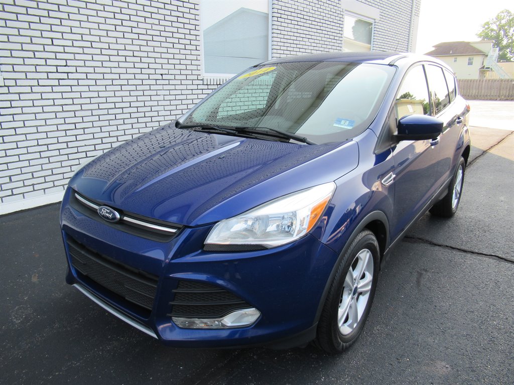 2014 Ford Escape - $9,995