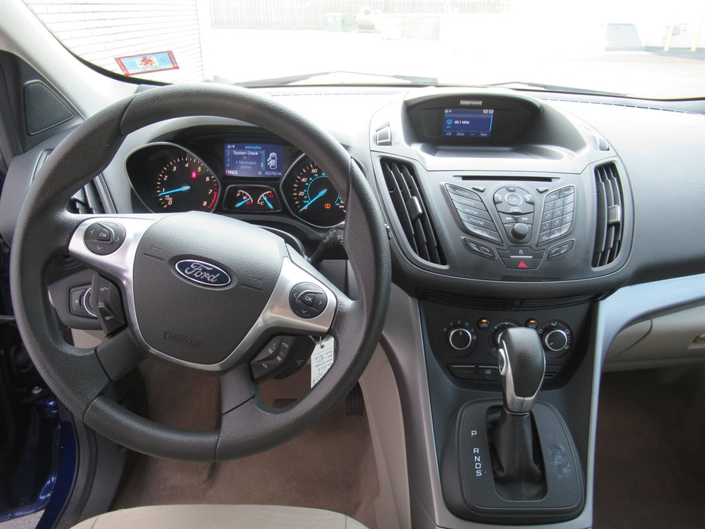 2014 Ford Escape - $9,995