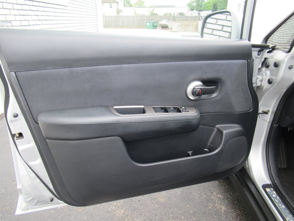 2007 Nissan Versa - $4,999