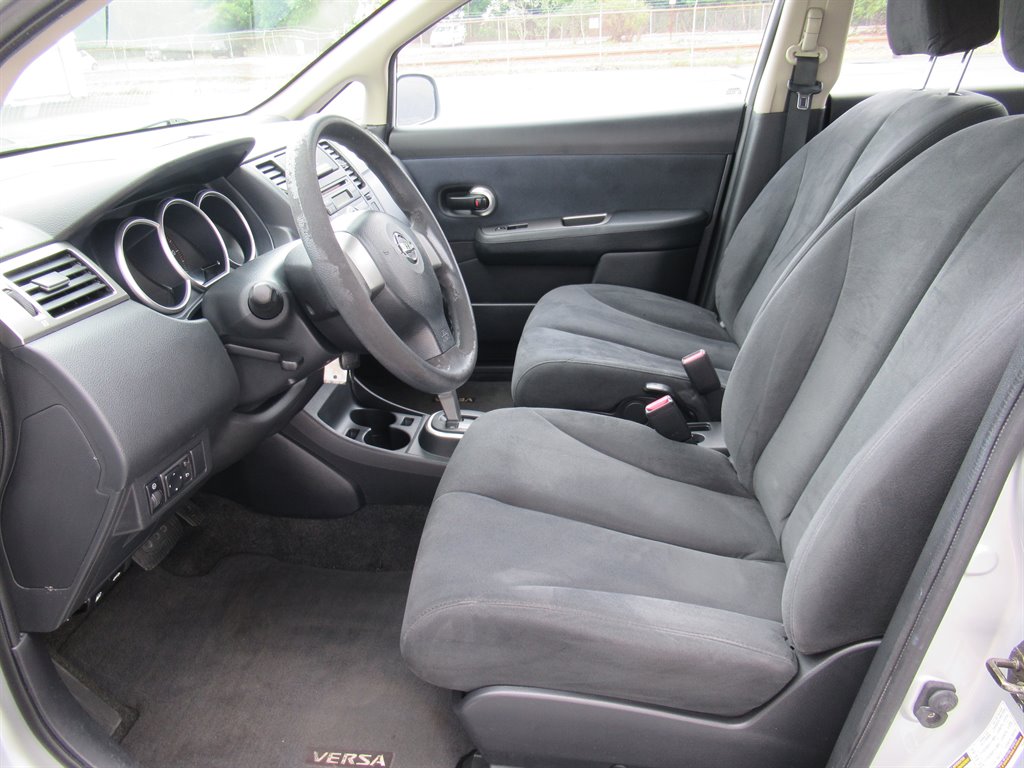 2007 Nissan Versa - $4,999
