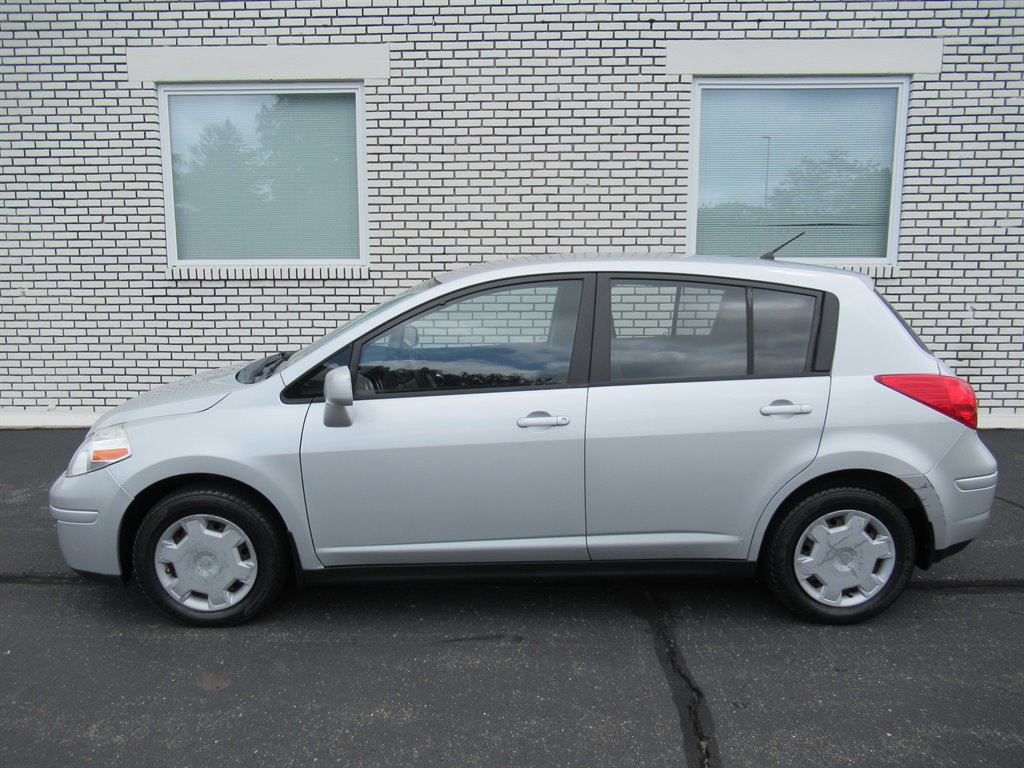 2007 Nissan Versa - $4,999