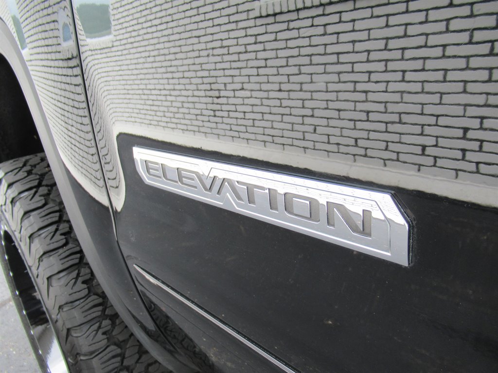 2017 GMC Sierra - $22,999