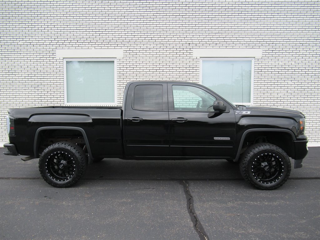 2017 GMC Sierra - $22,999
