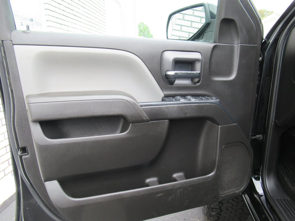 2017 GMC Sierra - $22,999
