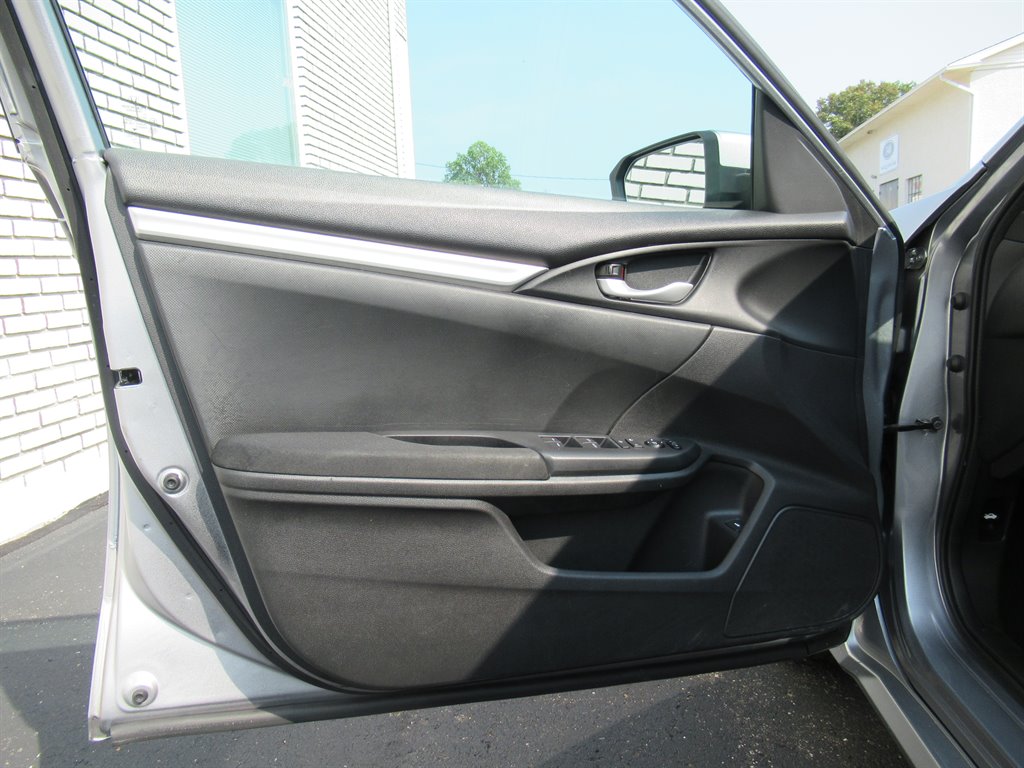 2016 Honda Civic - $10,995