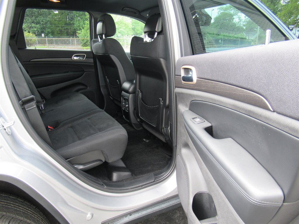 2015 Jeep Cherokee - $12,999