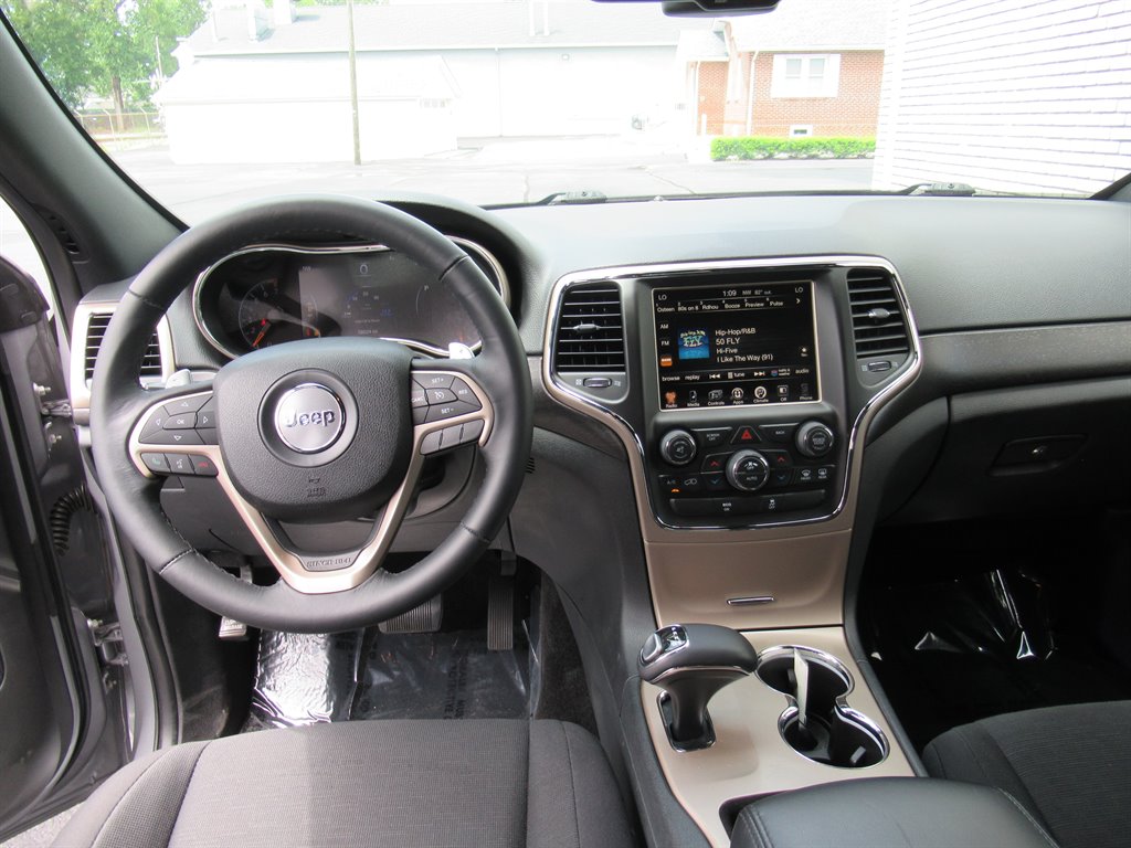 2015 Jeep Cherokee - $12,999