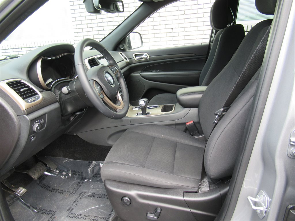 2015 Jeep Cherokee - $12,999