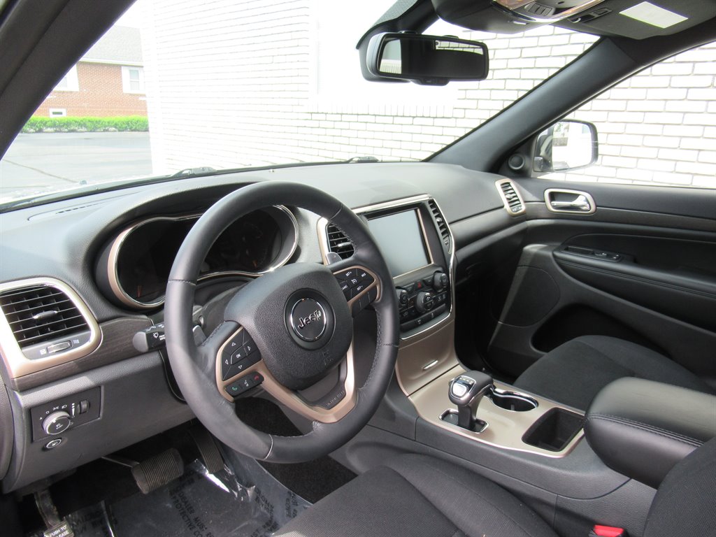 2015 Jeep Cherokee - $12,999