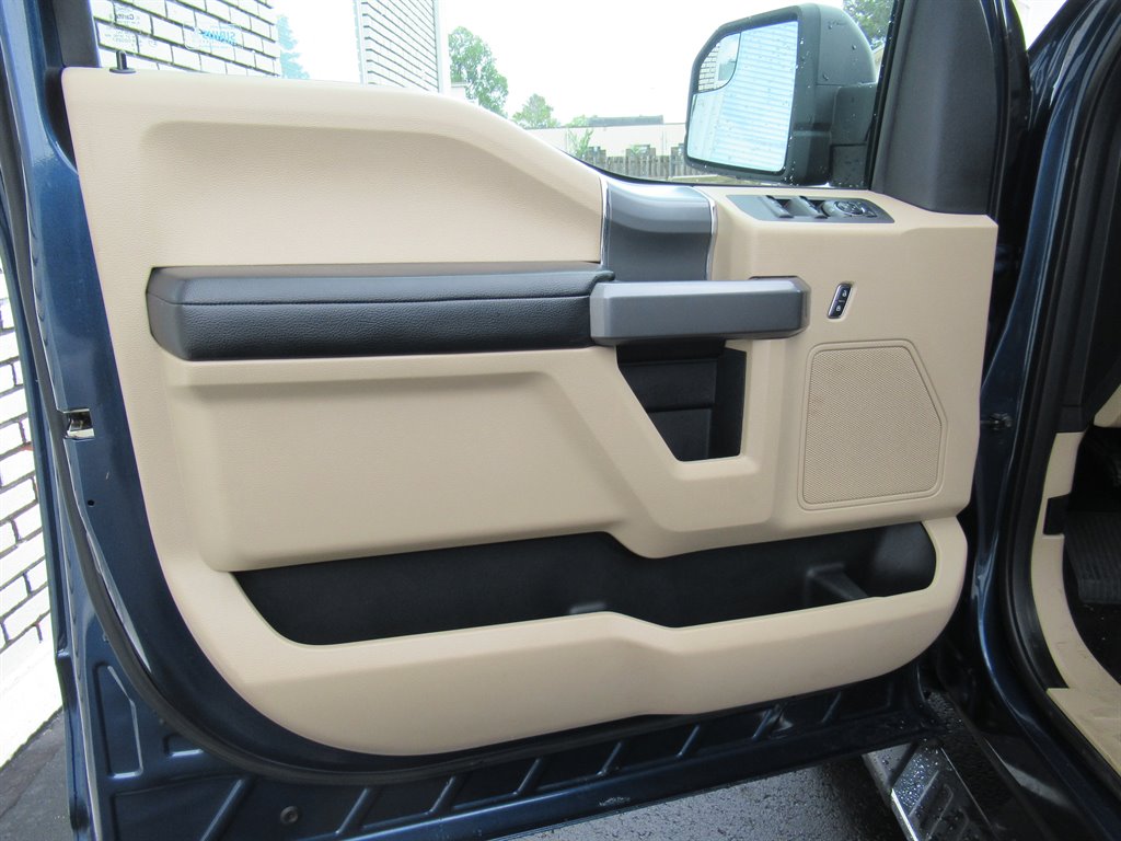 2015 Ford F-150 - $18,999