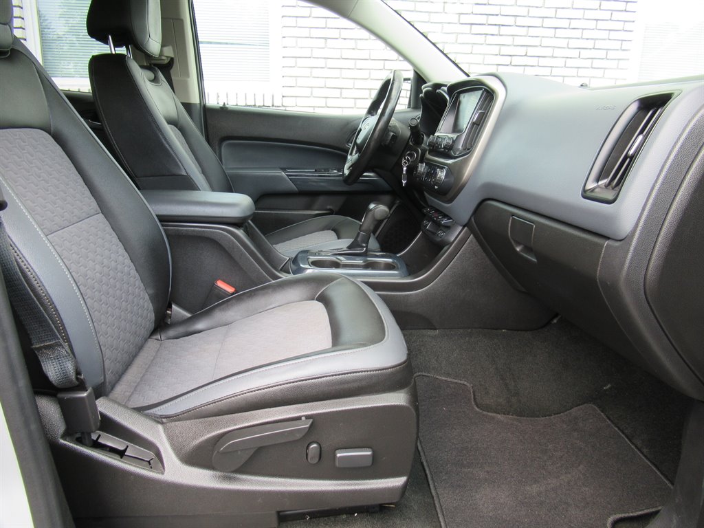 2016 Chevrolet Colorado - $15,999