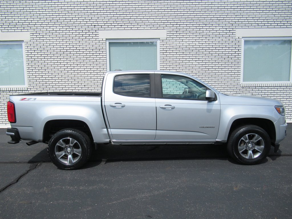 2016 Chevrolet Colorado - $15,999