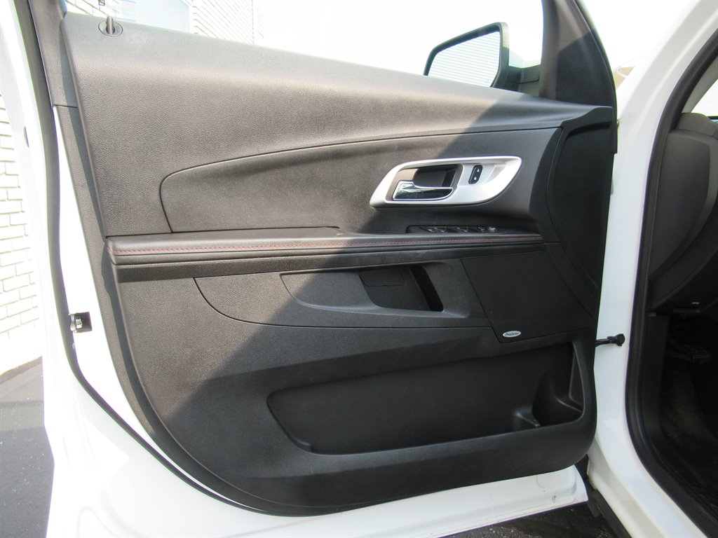 2015 Chevrolet Equinox - $7,999