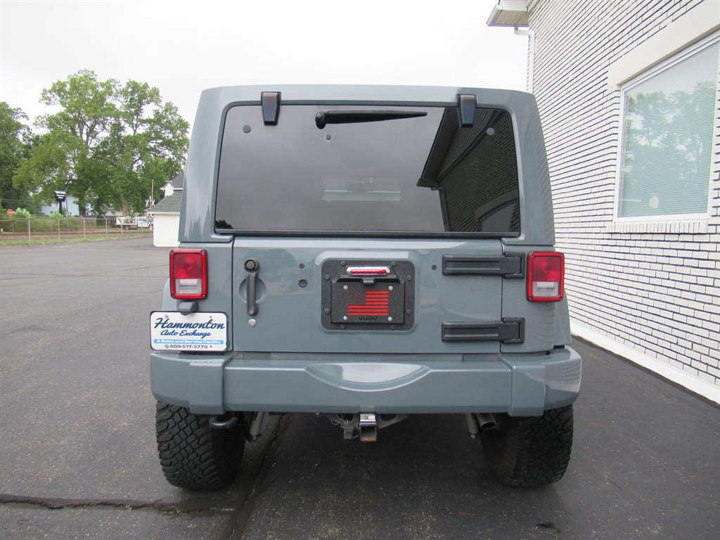 2015 Jeep Wrangler - $18,995