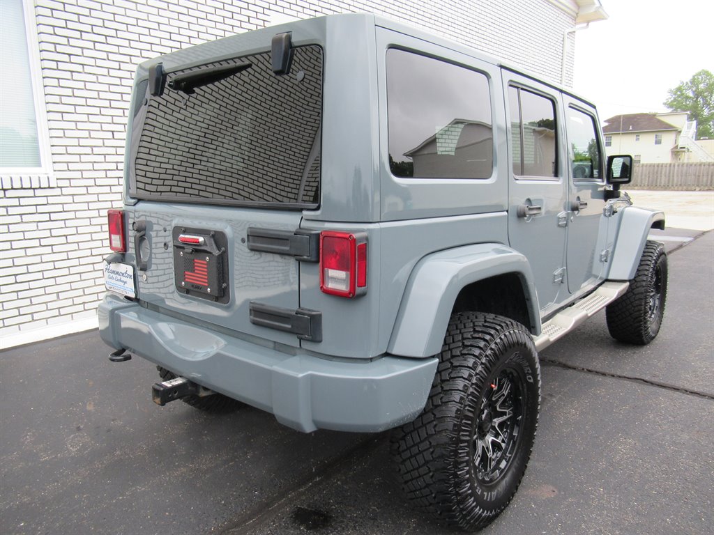2015 Jeep Wrangler - $18,995