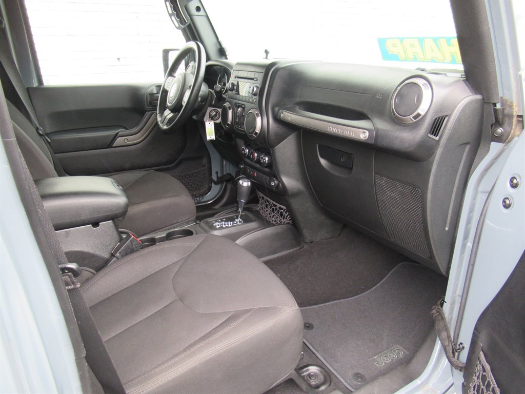 2015 Jeep Wrangler - $18,995