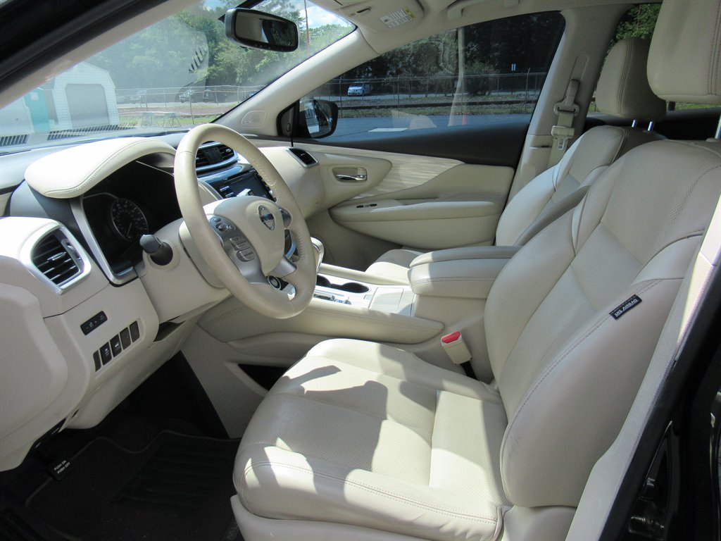 2016 Nissan Murano - $11,995