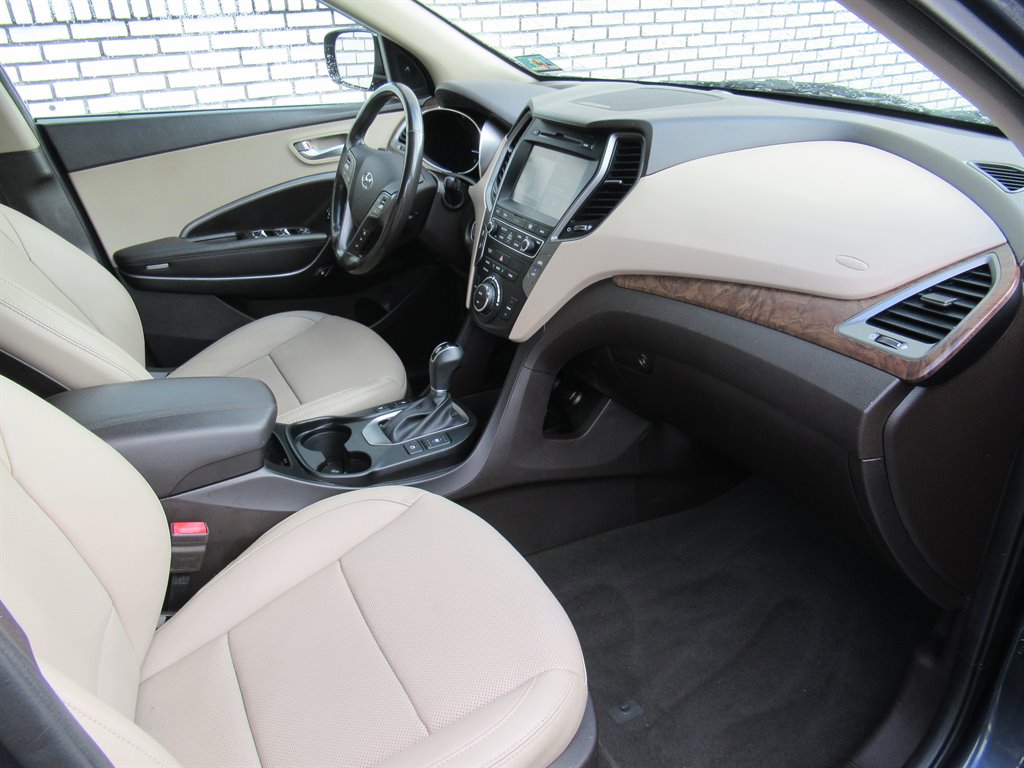 2018 Hyundai Santa Fe Sport - $9,695