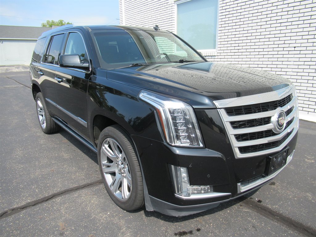 2015 Cadillac Escalade - $19,995