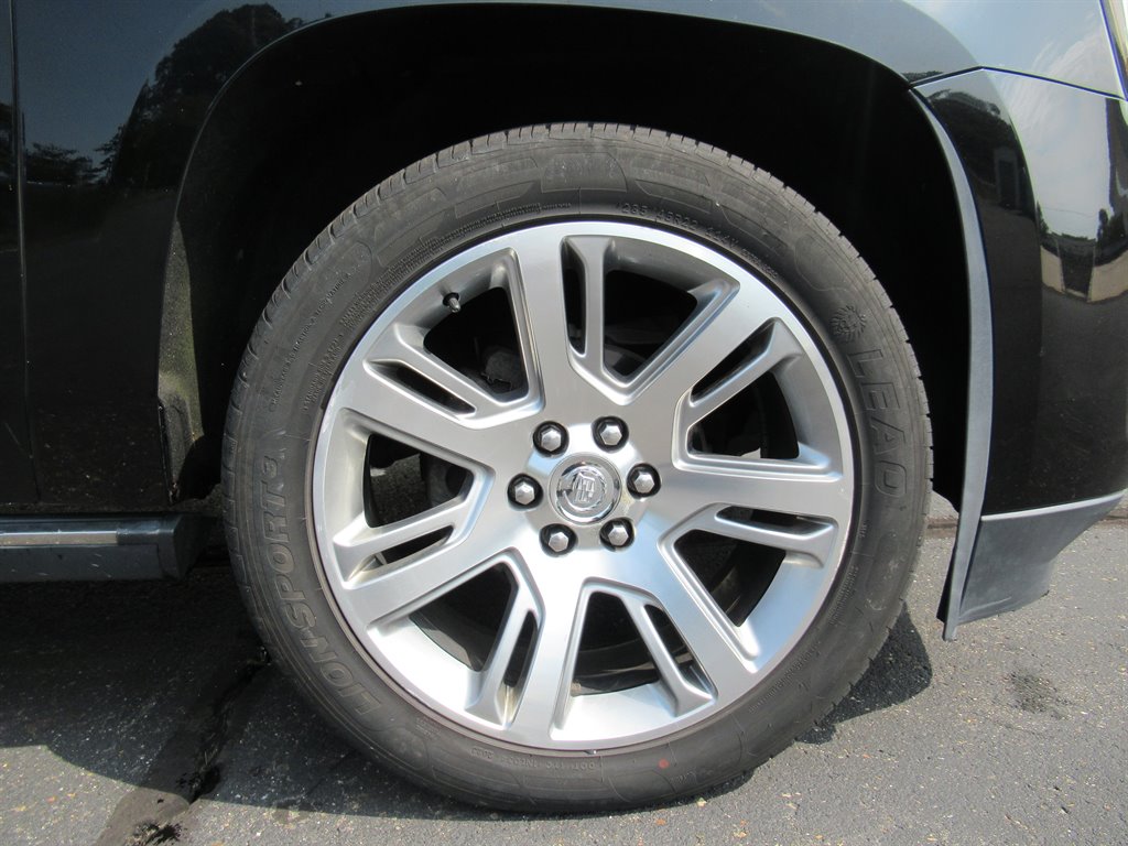 2015 Cadillac Escalade - $19,995