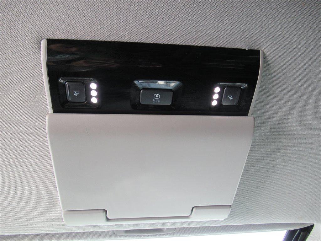 2015 Cadillac Escalade - $19,995