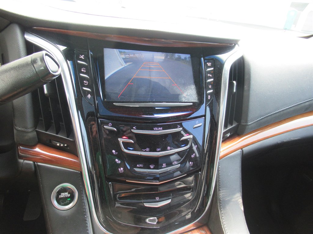 2015 Cadillac Escalade - $19,995
