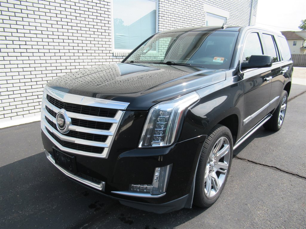 2015 Cadillac Escalade - $19,995