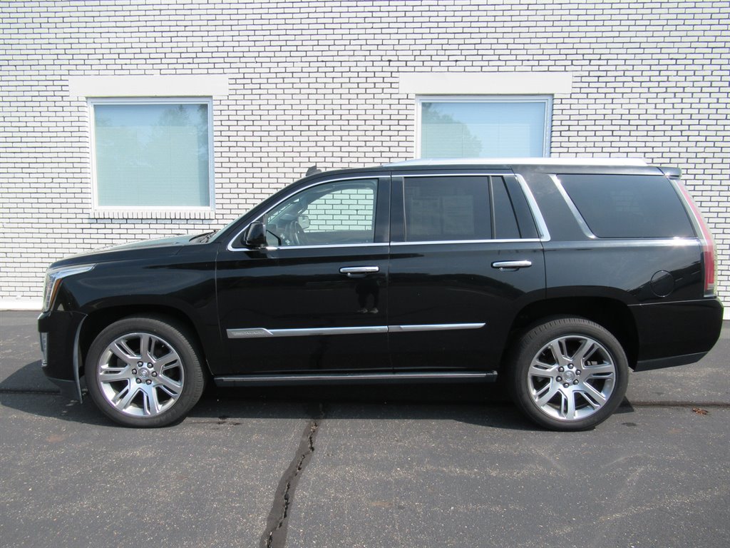 2015 Cadillac Escalade - $19,995