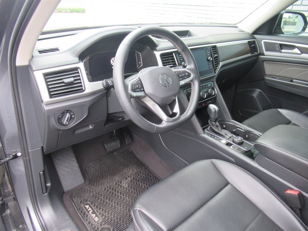 2022 Volkswagen Atlas - $19,995