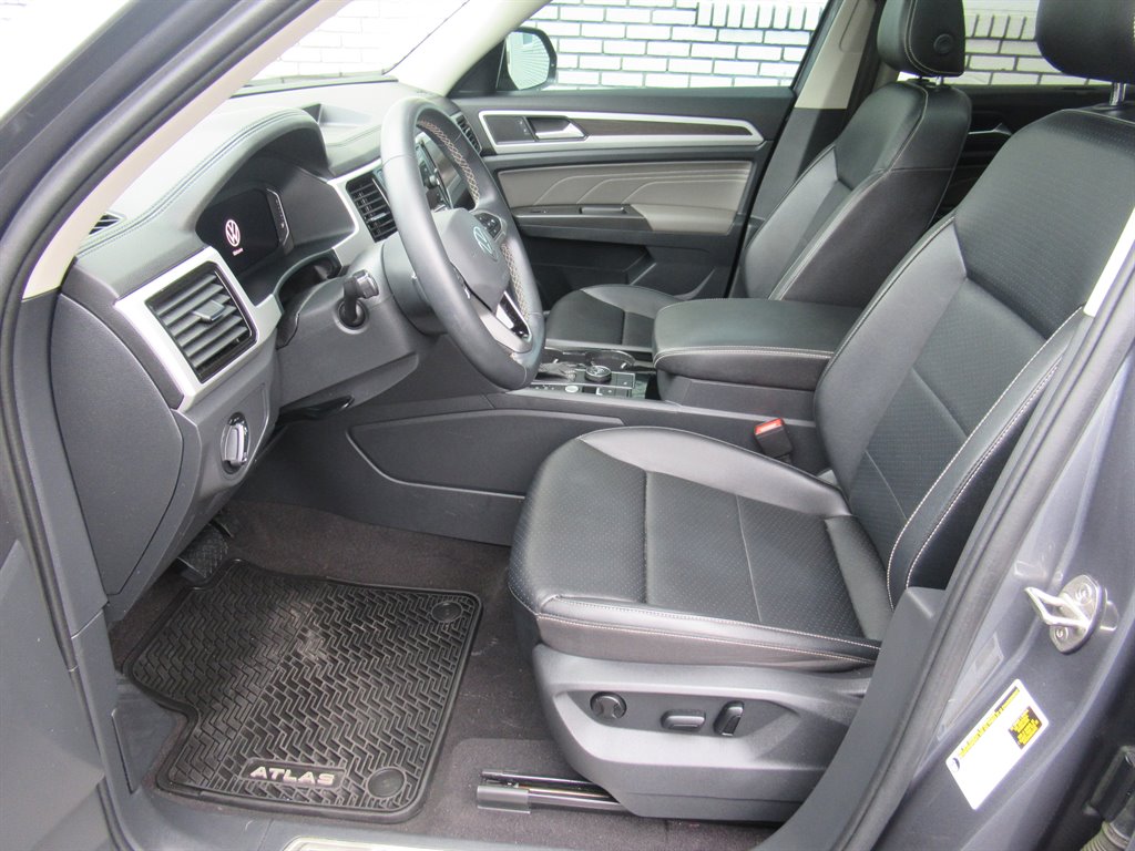 2022 Volkswagen Atlas - $19,995