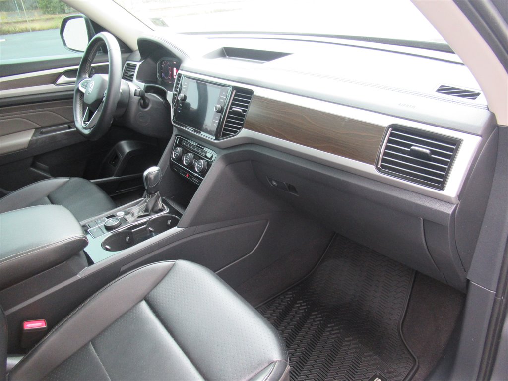 2022 Volkswagen Atlas - $19,995