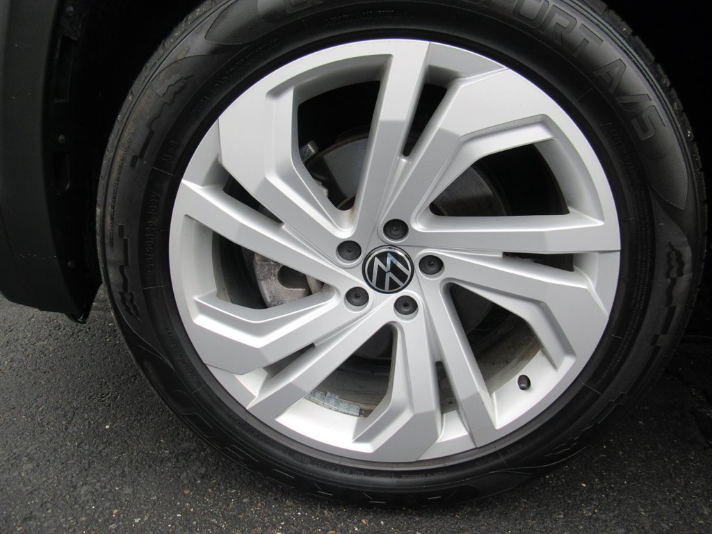 2022 Volkswagen Atlas - $19,995