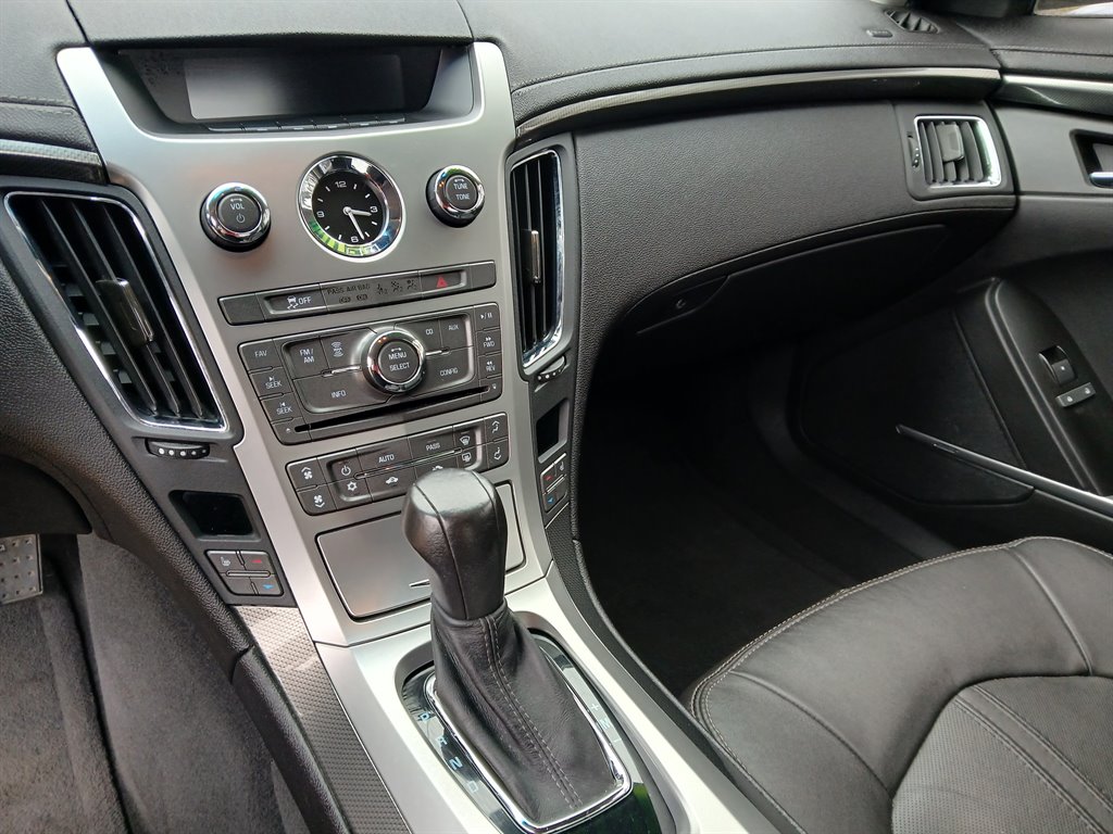 2013 Cadillac CTS 3.0L Luxury photo