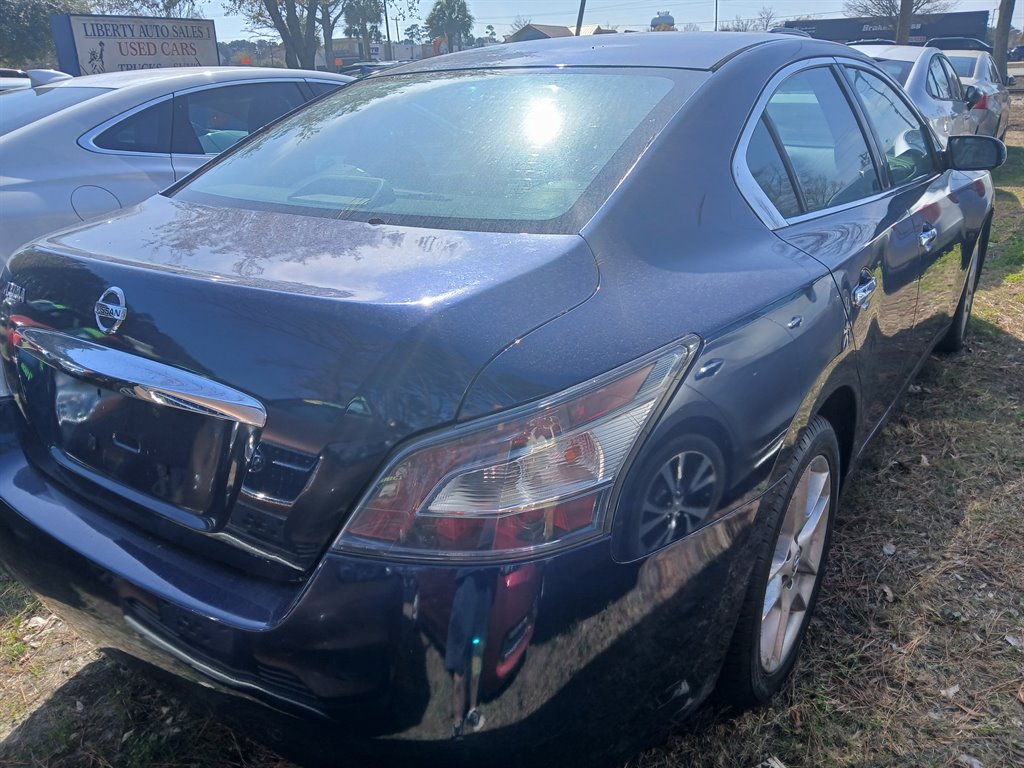 2013 Nissan Maxima - $9,900