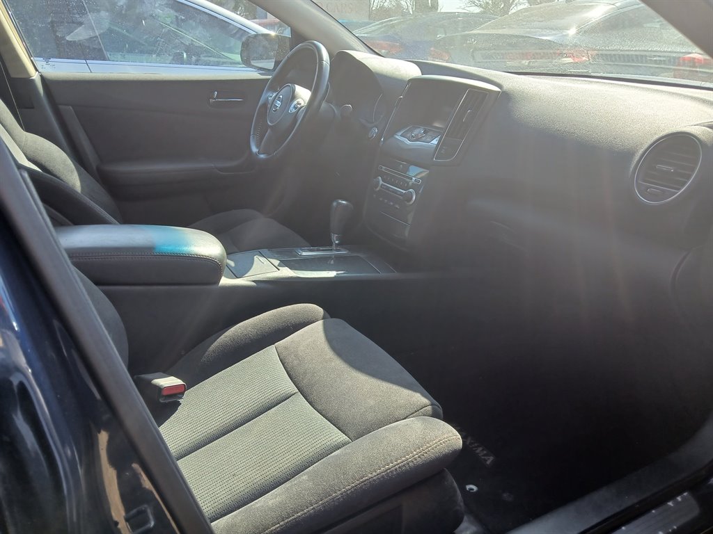 2013 Nissan Maxima - $9,900