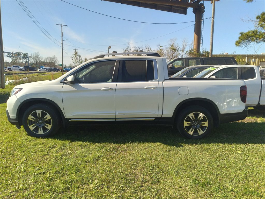 2017 Honda Ridgeline RTL-T photo