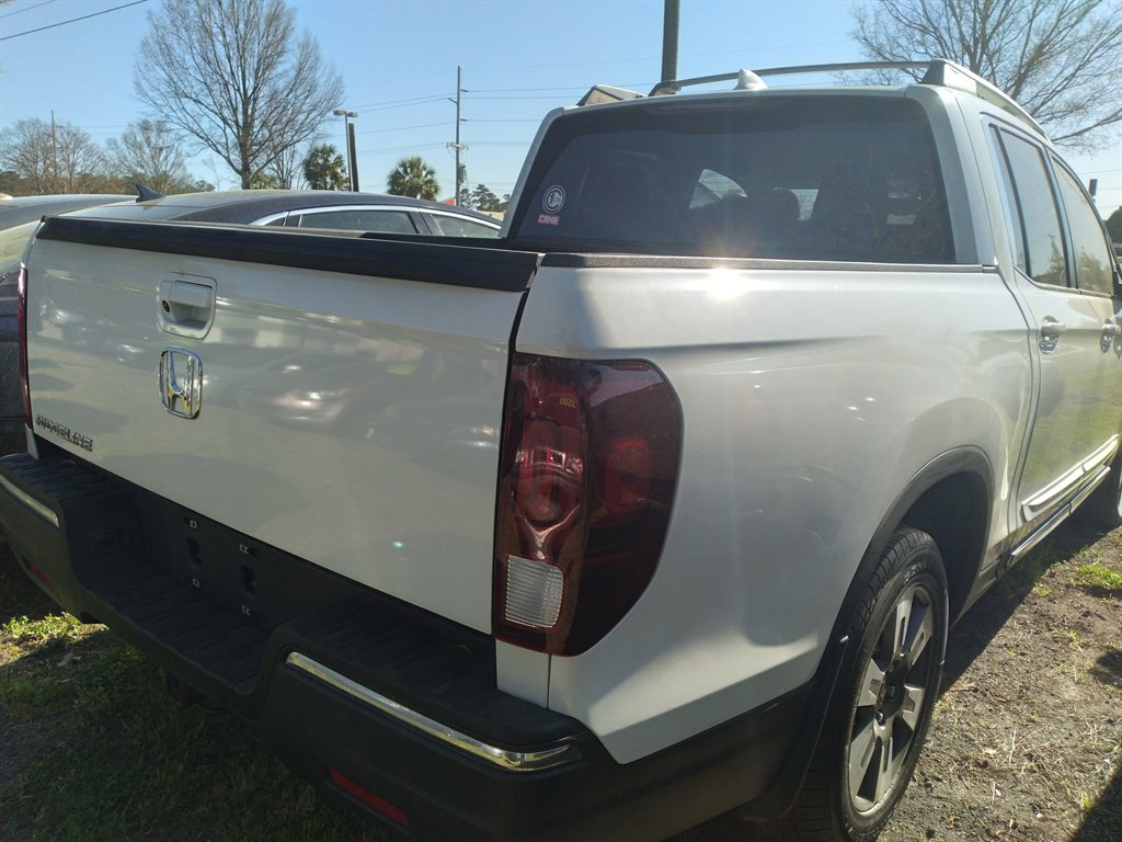 2017 Honda Ridgeline RTL-T photo