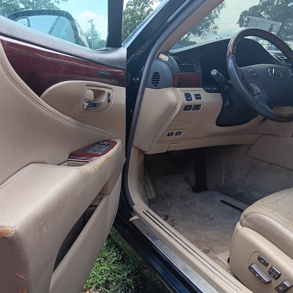 2007 Lexus LS - $8,900