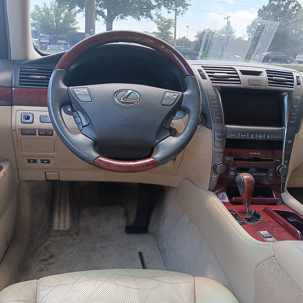 2007 Lexus LS - $8,900