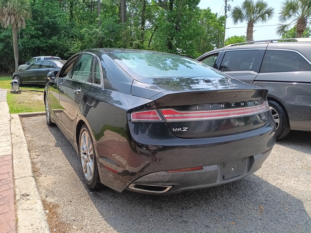 2013 Lincoln MKZ photo