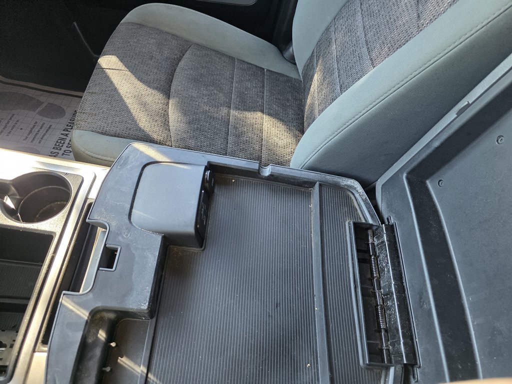 2015 Ram 1500 - $13,900
