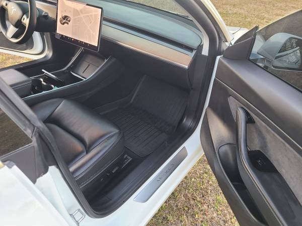 2020 Tesla Model 3 - $19,900