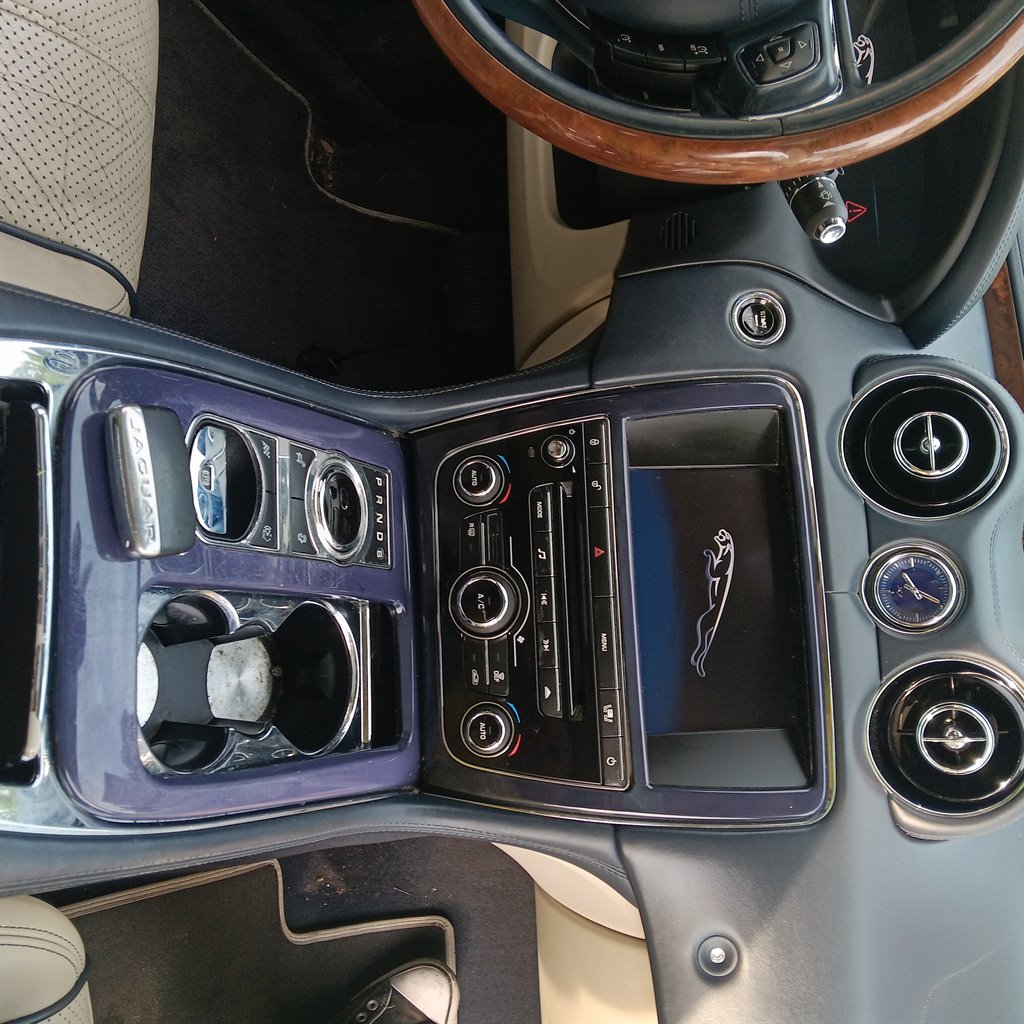 2011 Jaguar XJL photo