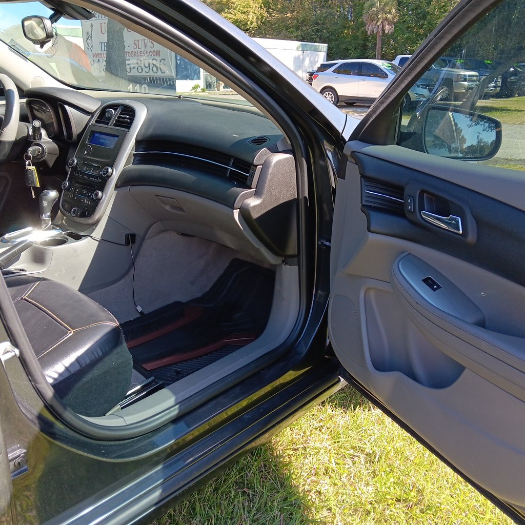2014 Chevrolet Malibu LS photo