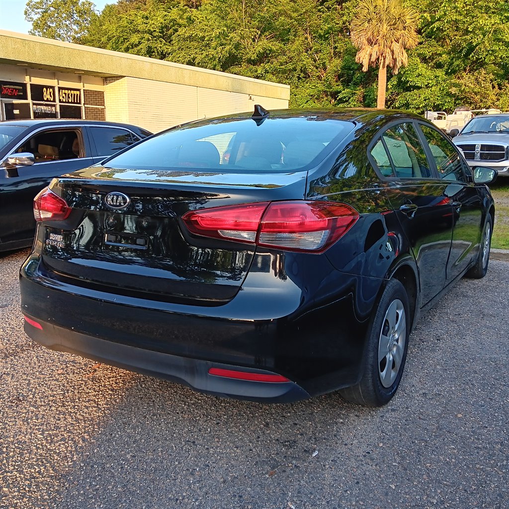 2018 Kia Forte - $9,900