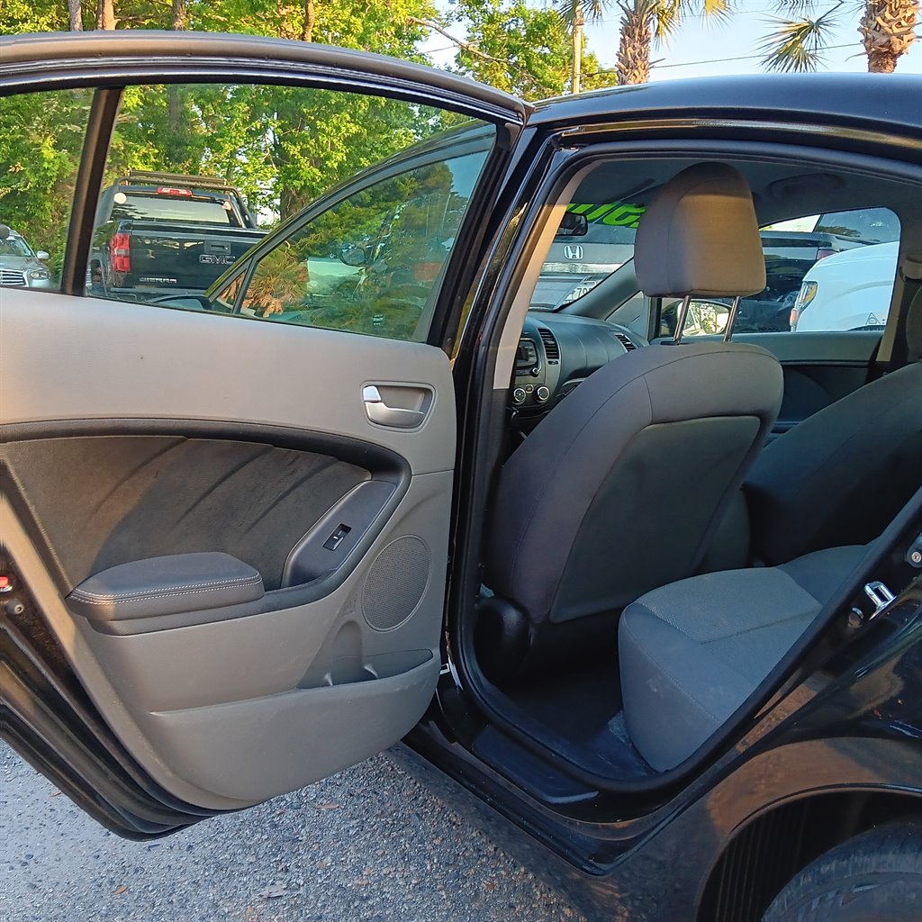 2018 Kia Forte - $9,900