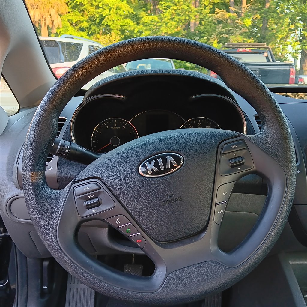 2018 Kia Forte - $9,900