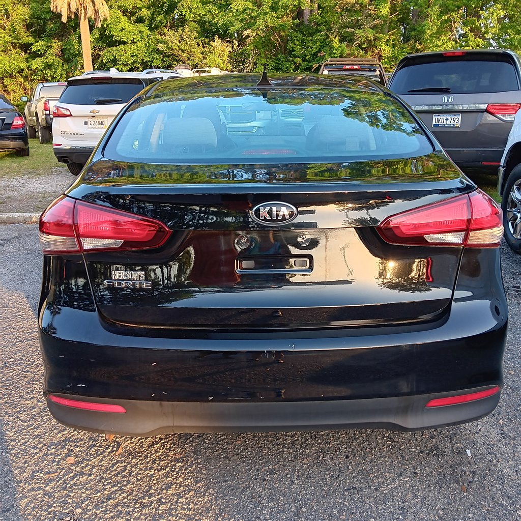 2018 Kia Forte - $9,900