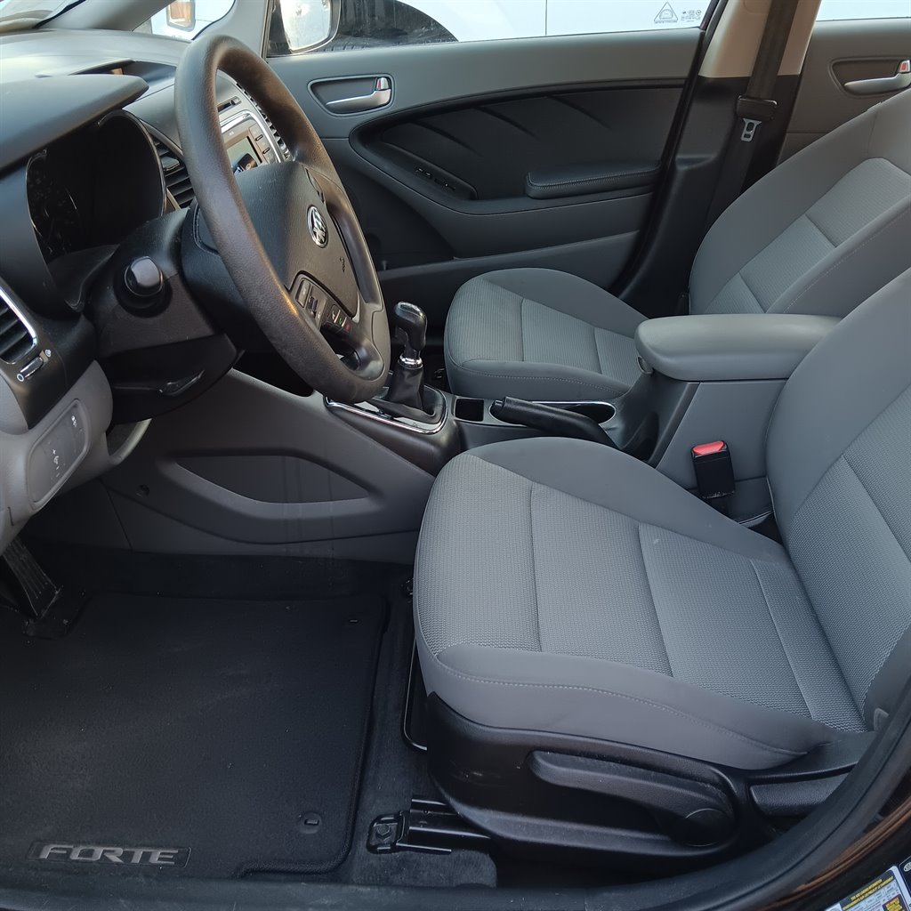 2018 Kia Forte - $9,900